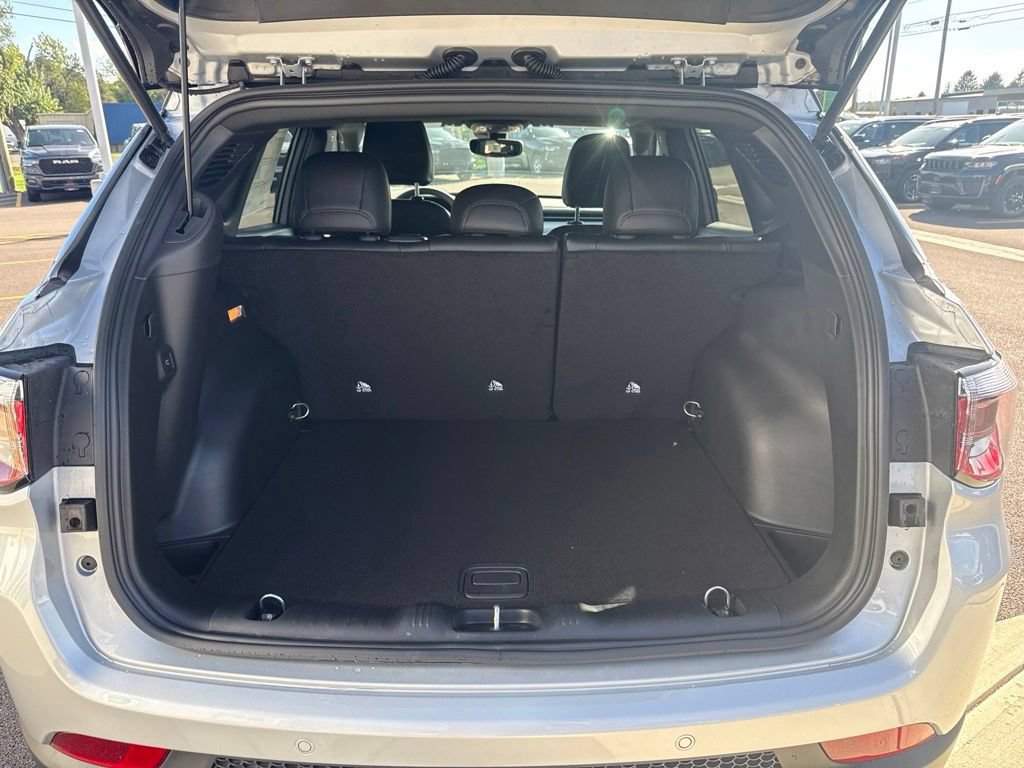 New 2026 Jeep Compass Limited AWD/4WD image 14