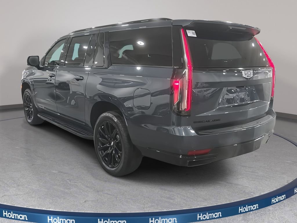 Used 2021 Cadillac Escalade ESV Sport Platinum w/ LPO, ONYX Package image 8