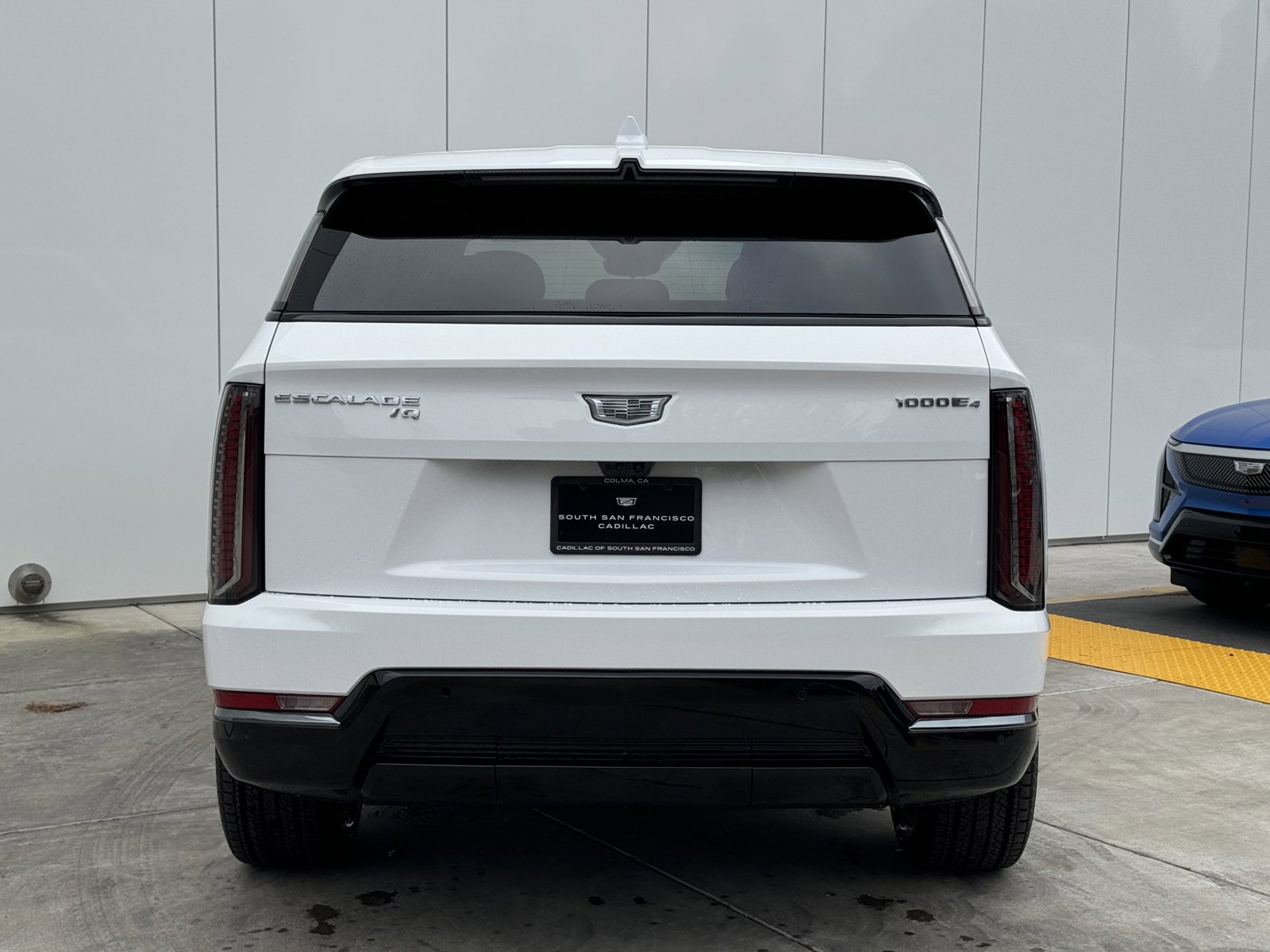 New 2025 Cadillac Escalade IQ Sport 2 w/ LPO, ONYX Package image 9