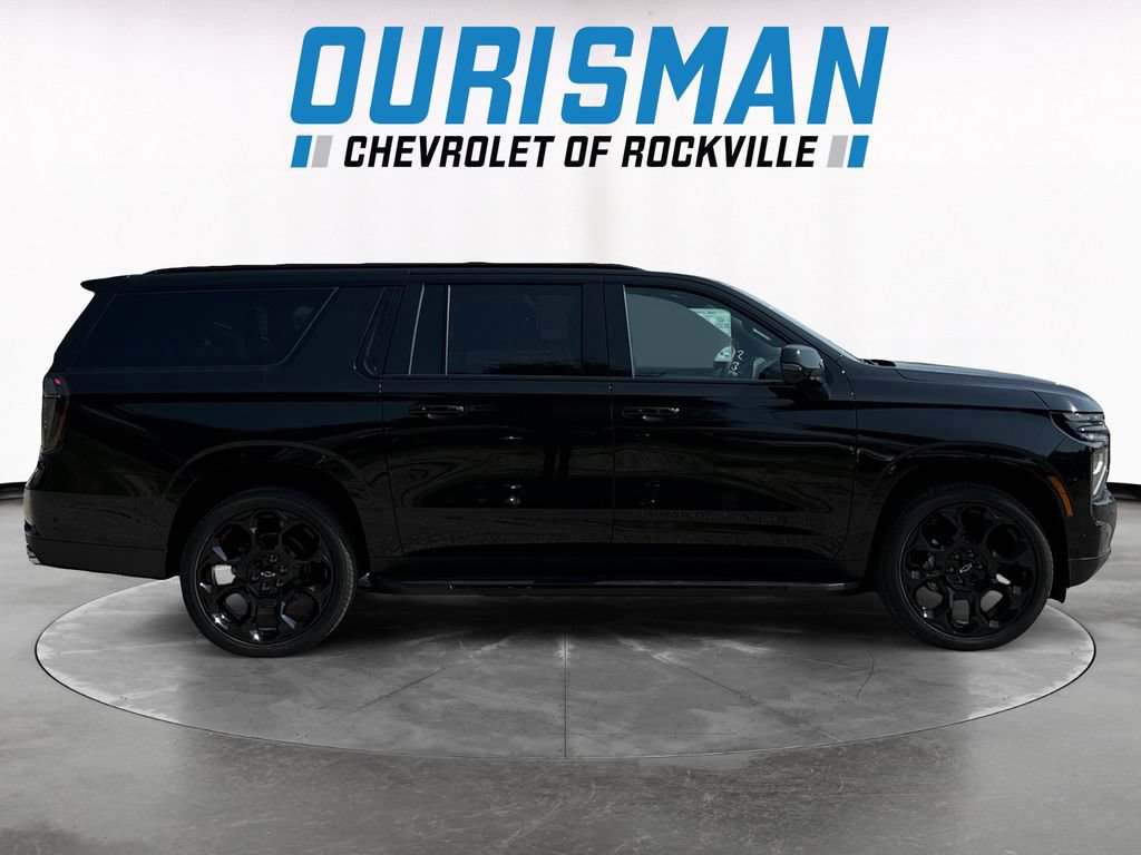 New 2026 Chevrolet Suburban RST AWD/4WD image 7