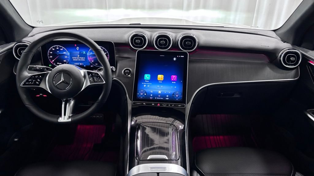 Certified 2025 Mercedes-Benz GLC 300 4MATIC image 2