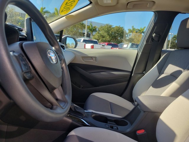 Used 2023 Toyota Corolla LE image 22