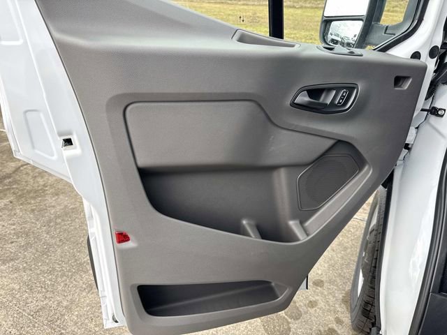 New 2026 Ford Transit 250 148 Medium Roof RWD image 23