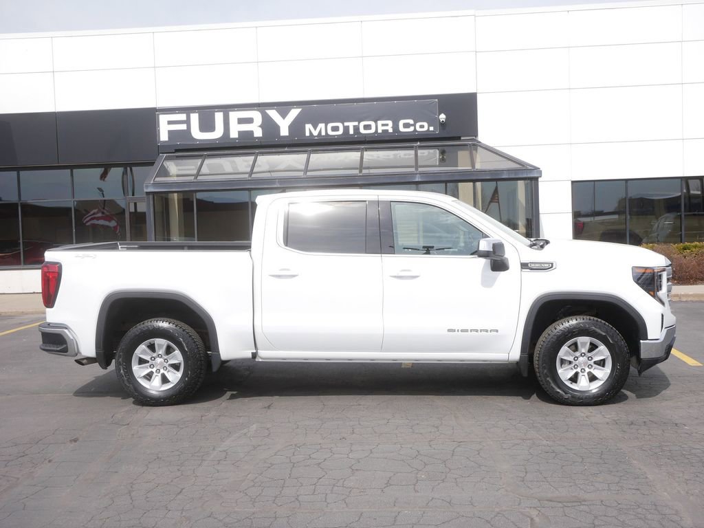 Used 2024 GMC Sierra 1500 SLE w/ Preferred Package AWD/4WD image 1