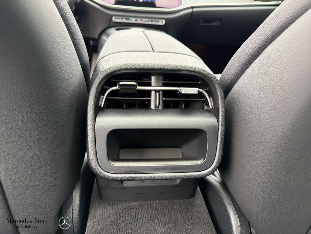 Certified 2025 Mercedes-Benz E 350 4MATIC Sedan image 17