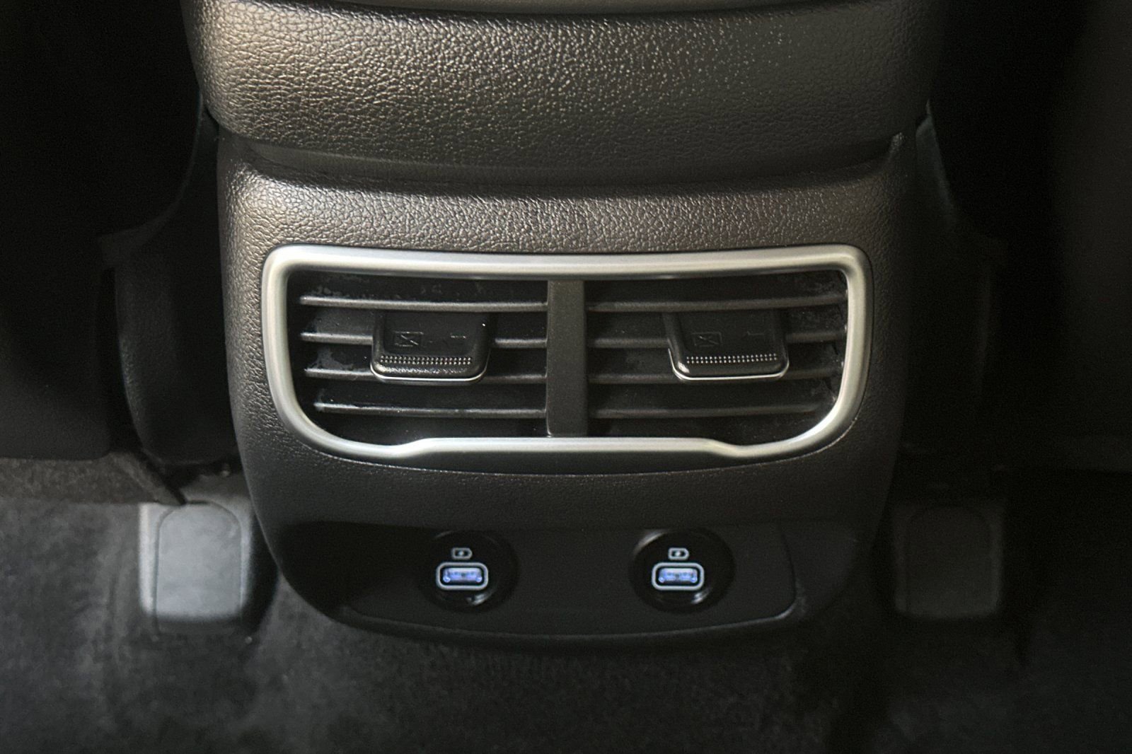 Used 2023 Hyundai Santa Fe XRT image 13