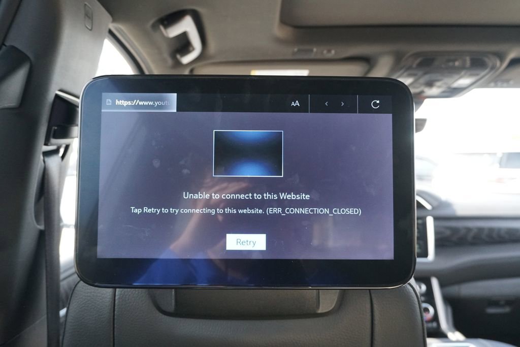 Used 2023 GMC Yukon XL Denali w/ Advanced Technology Package image 25