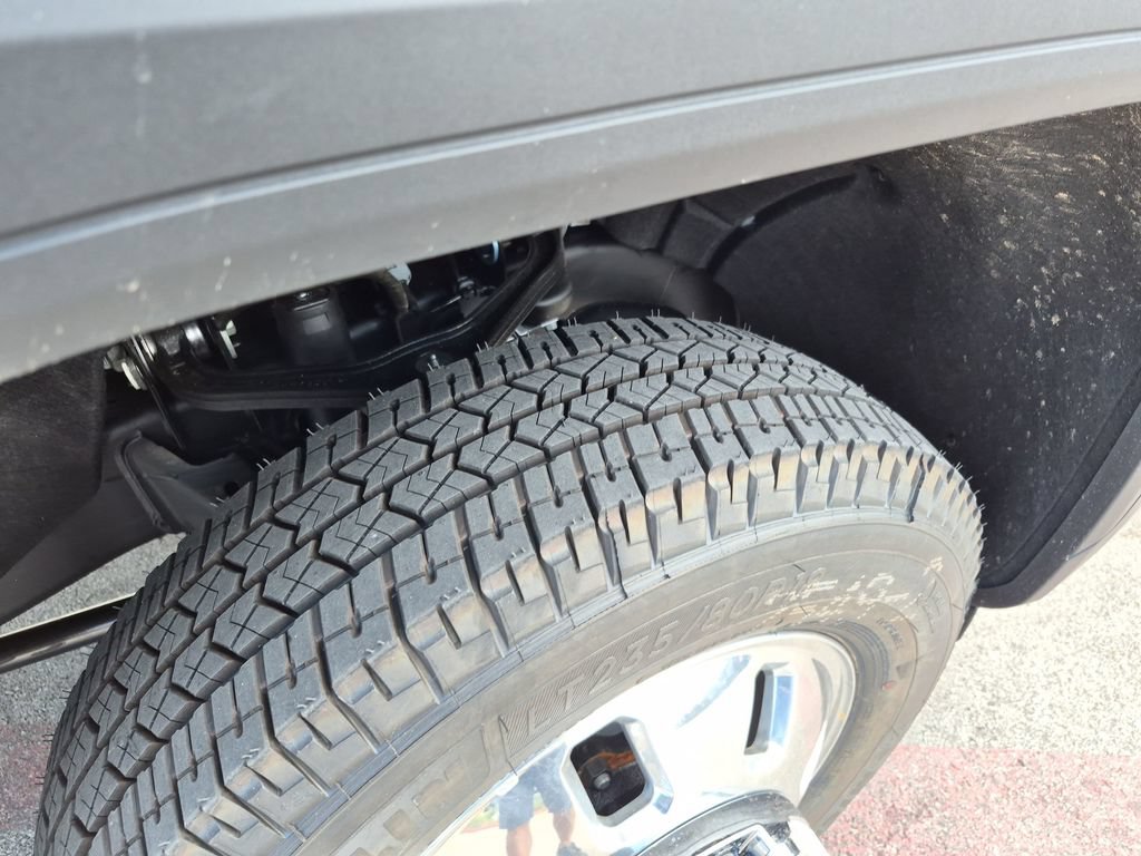 New 2026 GMC Sierra 3500 Denali Ultimate AWD/4WD image 17