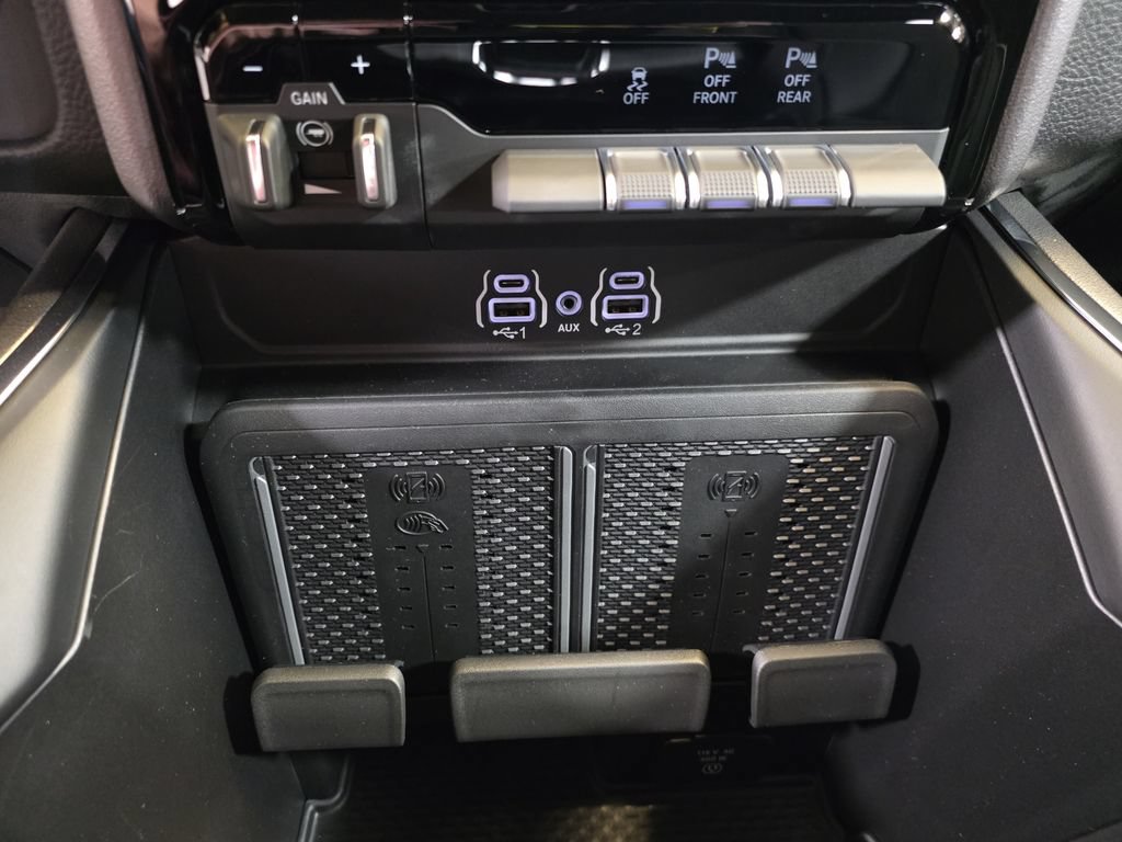 New 2027 RAM 1500 Laramie w/ Night Edition AWD/4WD image 31