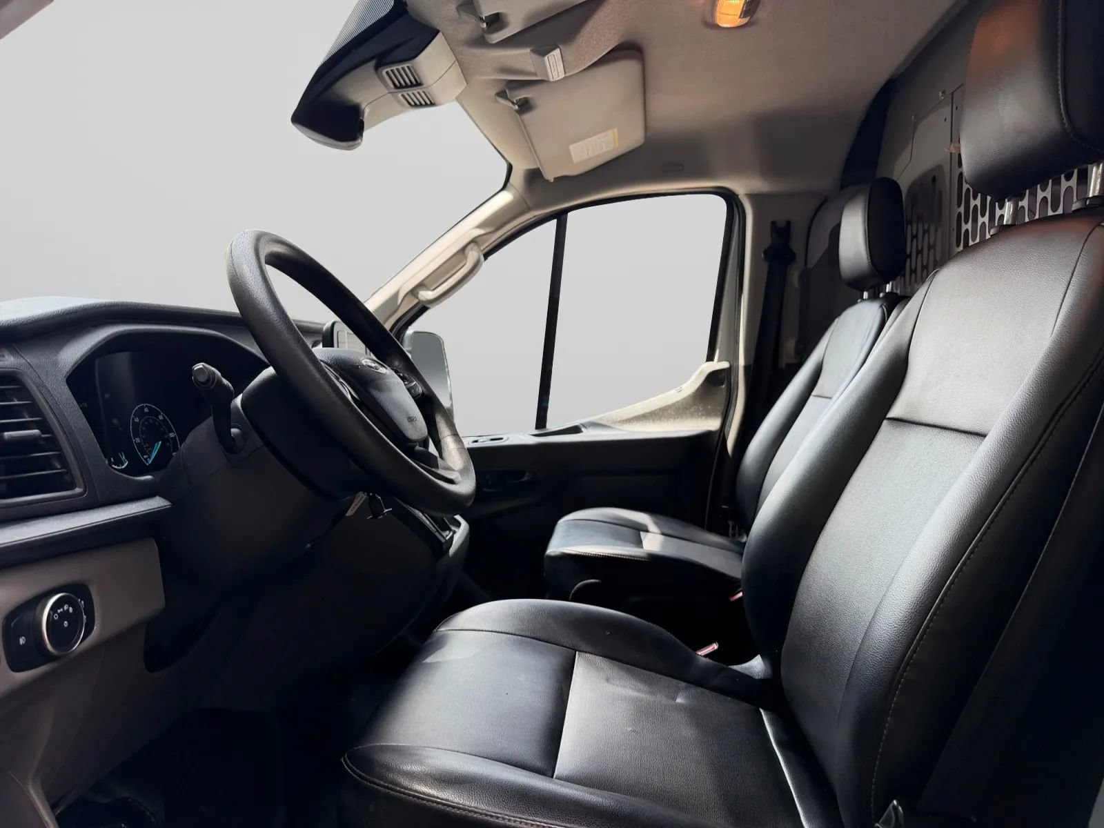 Used 2020 Ford Transit 250 Low Roof RWD image 16