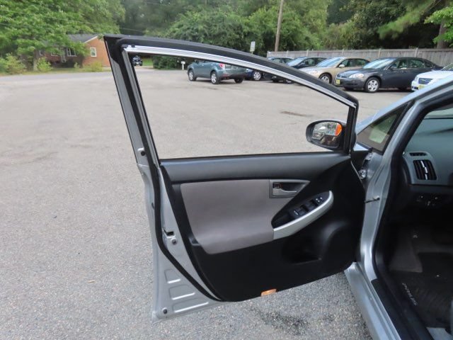 Used 2013 Toyota Prius Prime Plug-In Hybrid FWD image 19