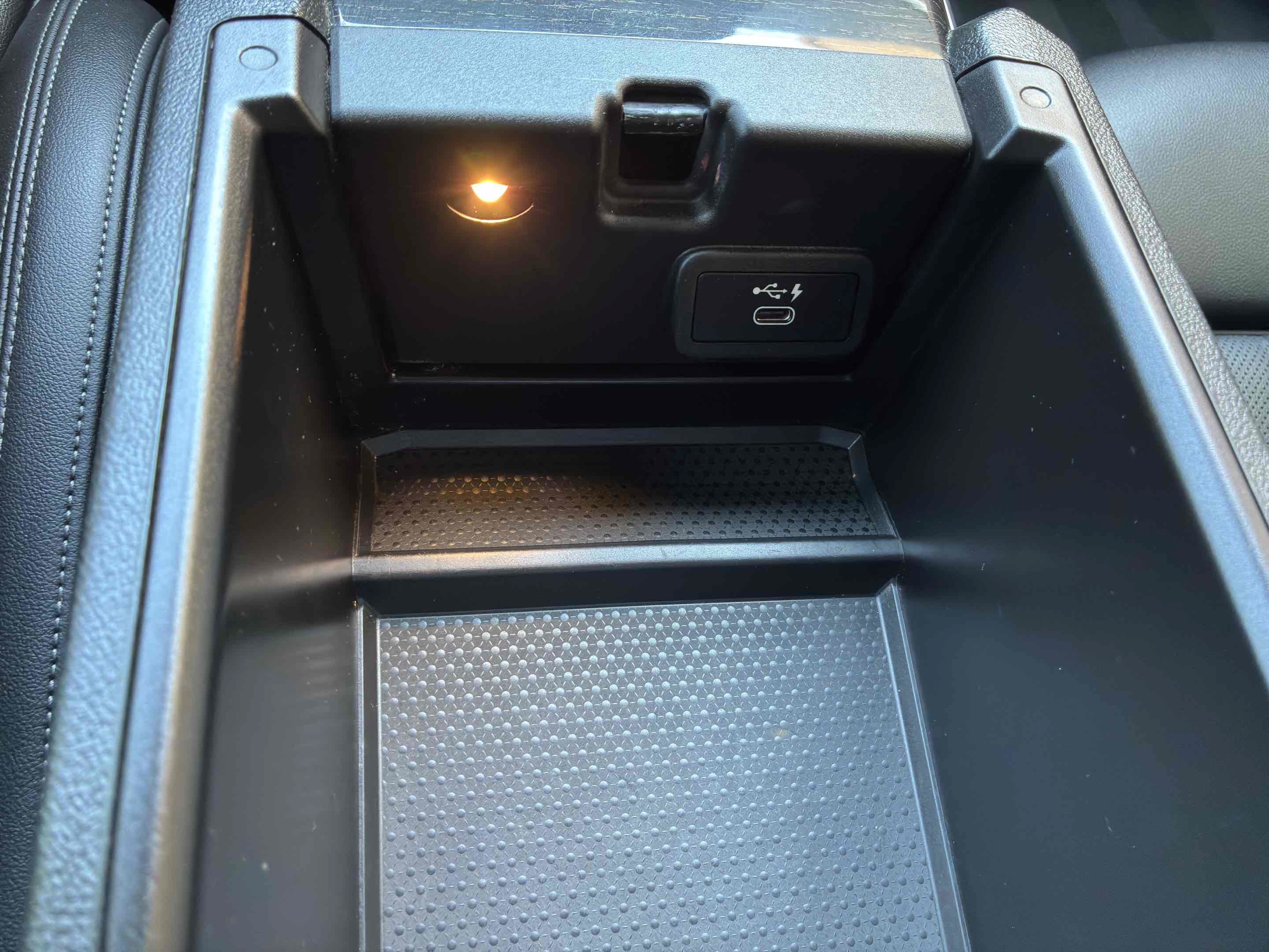 Used 2022 BMW 330e w/ Driving Assistance Package RWD image 40