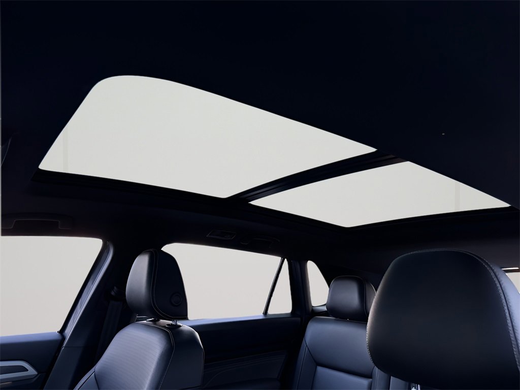 Used 2021 Volkswagen Atlas Cross Sport SEL image 18