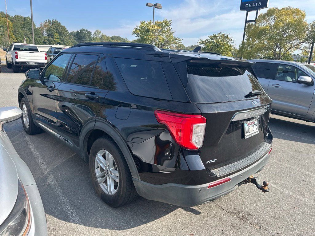 Used 2021 Ford Explorer XLT w/ Class III Trailer Tow Package AWD/4WD image 11