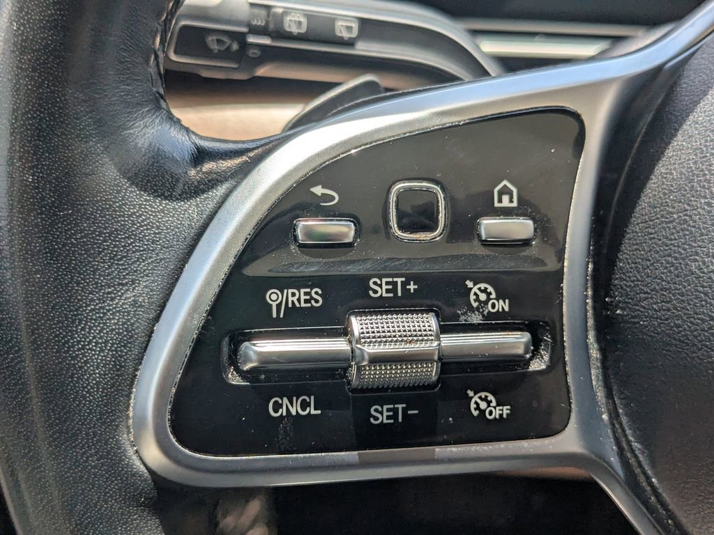 Certified 2022 Mercedes-Benz GLE 350 w/ Premium Package image 47