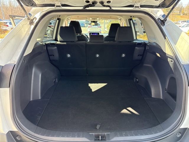 Used 2025 Toyota RAV4 LE image 27