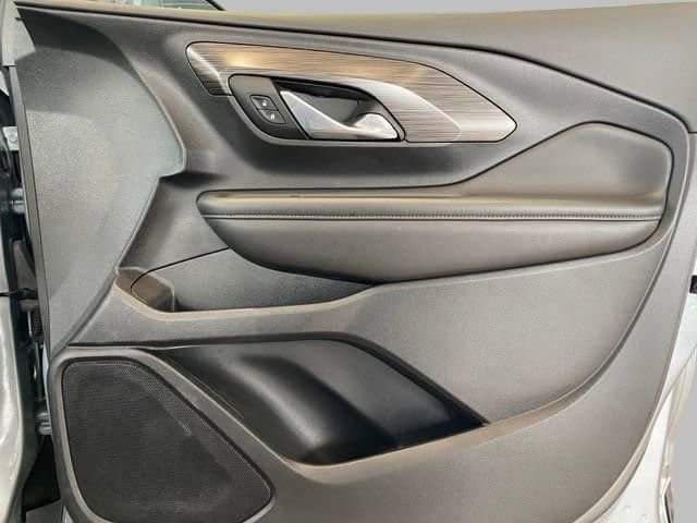 Used 2023 GMC Terrain SLE w/ LPO, Floor Liner Package image 13