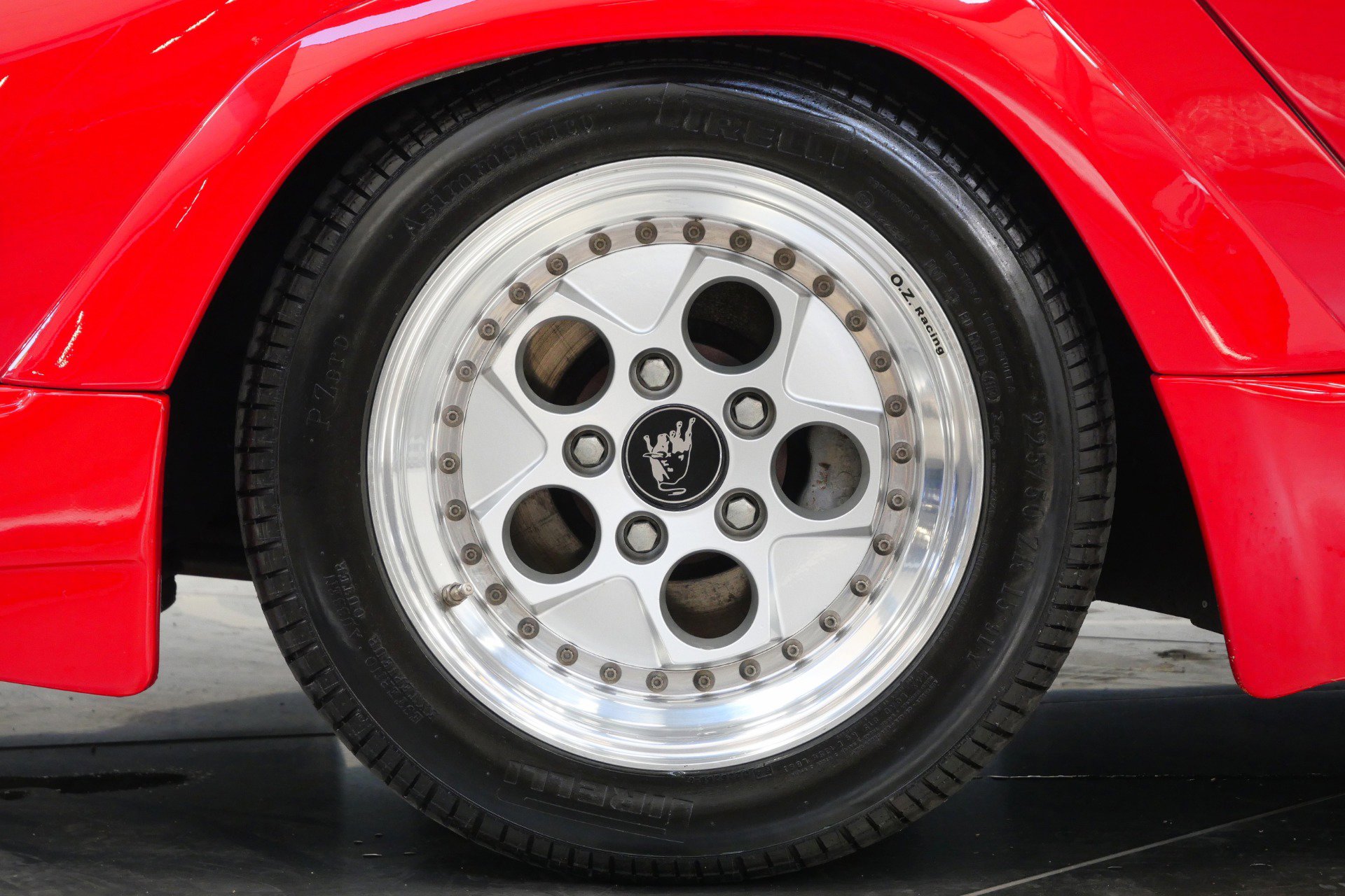 Used 1989 Lamborghini Countach Coupe RWD image 10