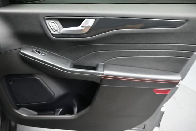 Certified 2023 Ford Escape ST-Line Elite w/ Premium Technology Package AWD/4WD image 30