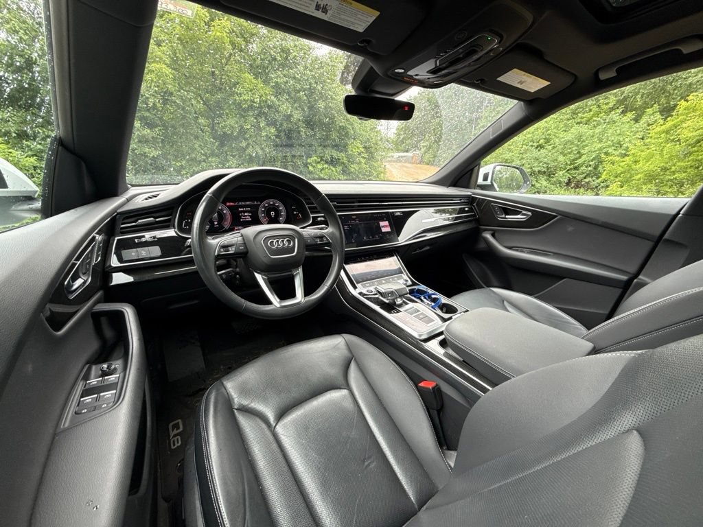 Used 2021 Audi Q8 Premium Plus AWD/4WD image 29