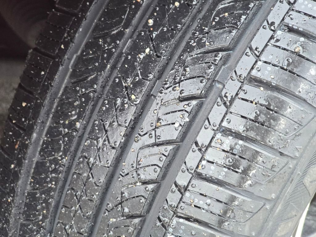 Used 2023 Kia Forte LXS w/ LXS Technology Package image 11