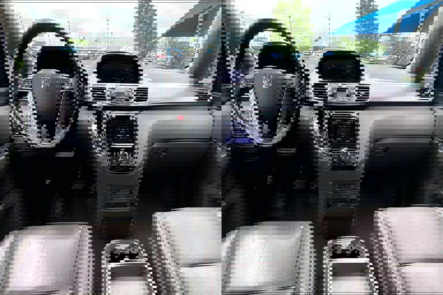 Used 2014 Honda Odyssey EX-L image 16