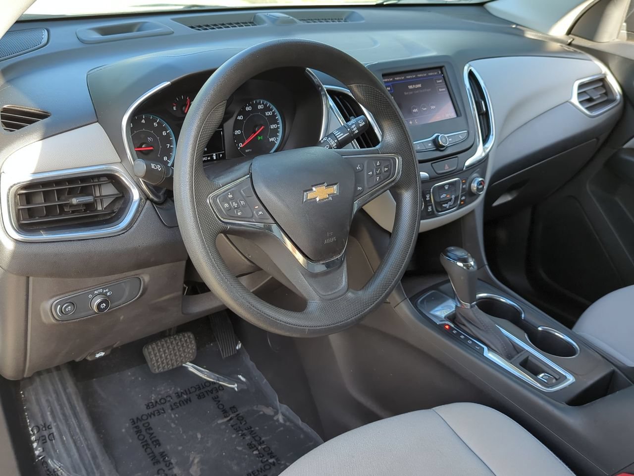 Certified 2020 Chevrolet Equinox LS w/ LS Convenience Package FWD image 9