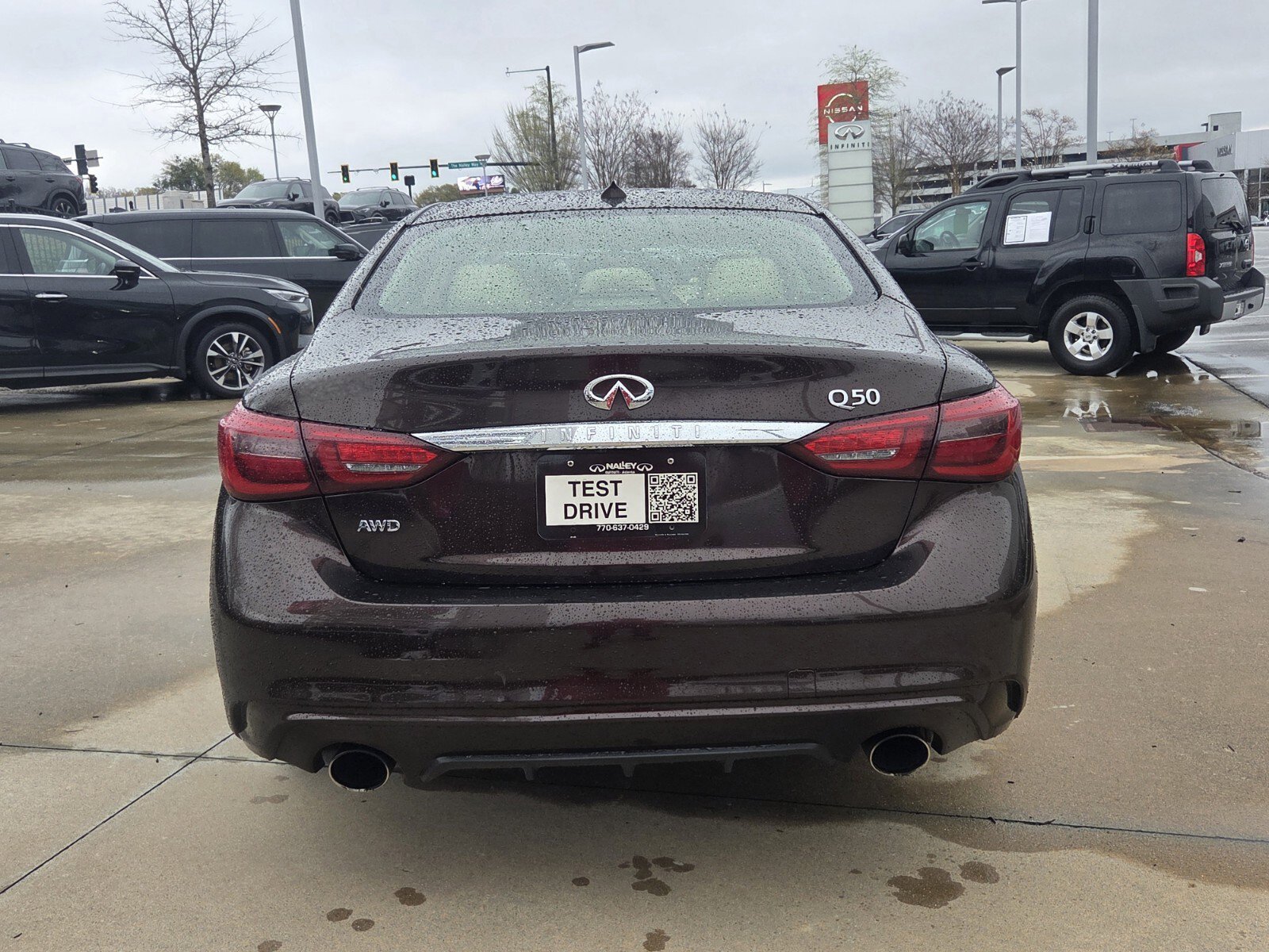Used 2018 INFINITI Q50 Luxe w/ Essential Package (3.0T Luxe) image 7