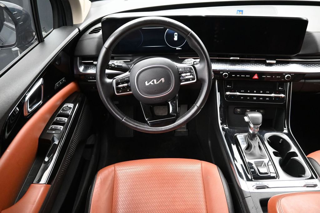 Used 2024 Kia Carnival SX Prestige FWD image 12