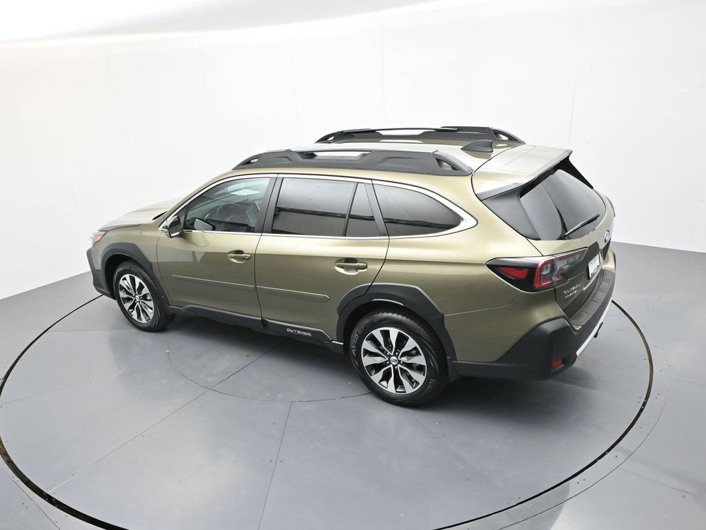 Used 2025 Subaru Outback Limited AWD/4WD image 27