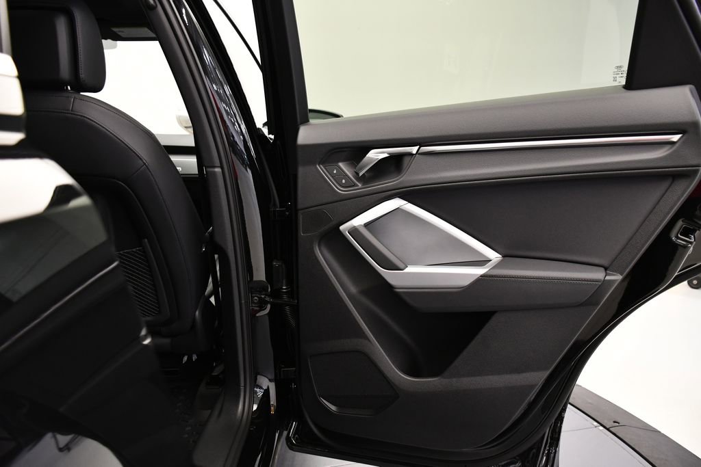 Used 2025 Audi Q3 2.0T Premium w/ Convenience Package image 50