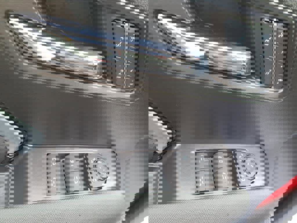 Certified 2024 Chevrolet Colorado Z71 w/ Z71 Convenience Package 2 image 12