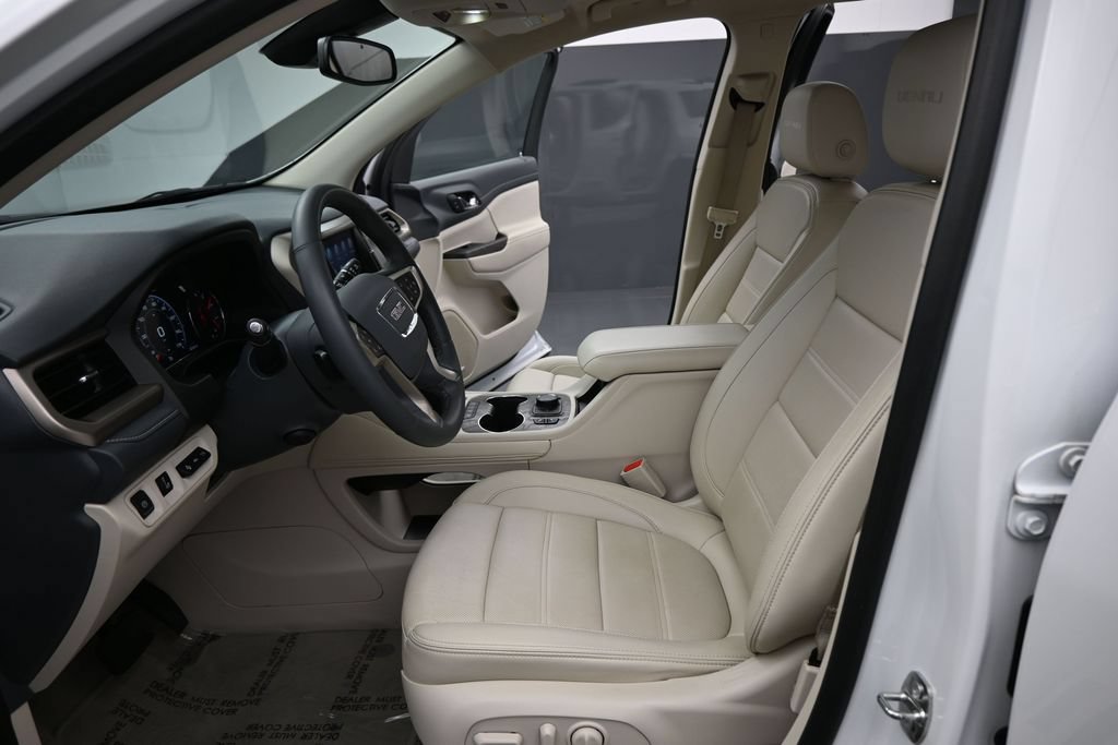 Used 2023 GMC Acadia Denali AWD/4WD image 9