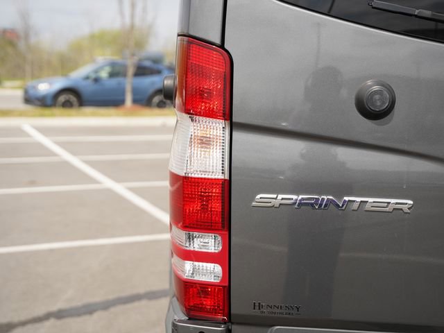 Used 2018 Mercedes-Benz Sprinter 2500 image 38