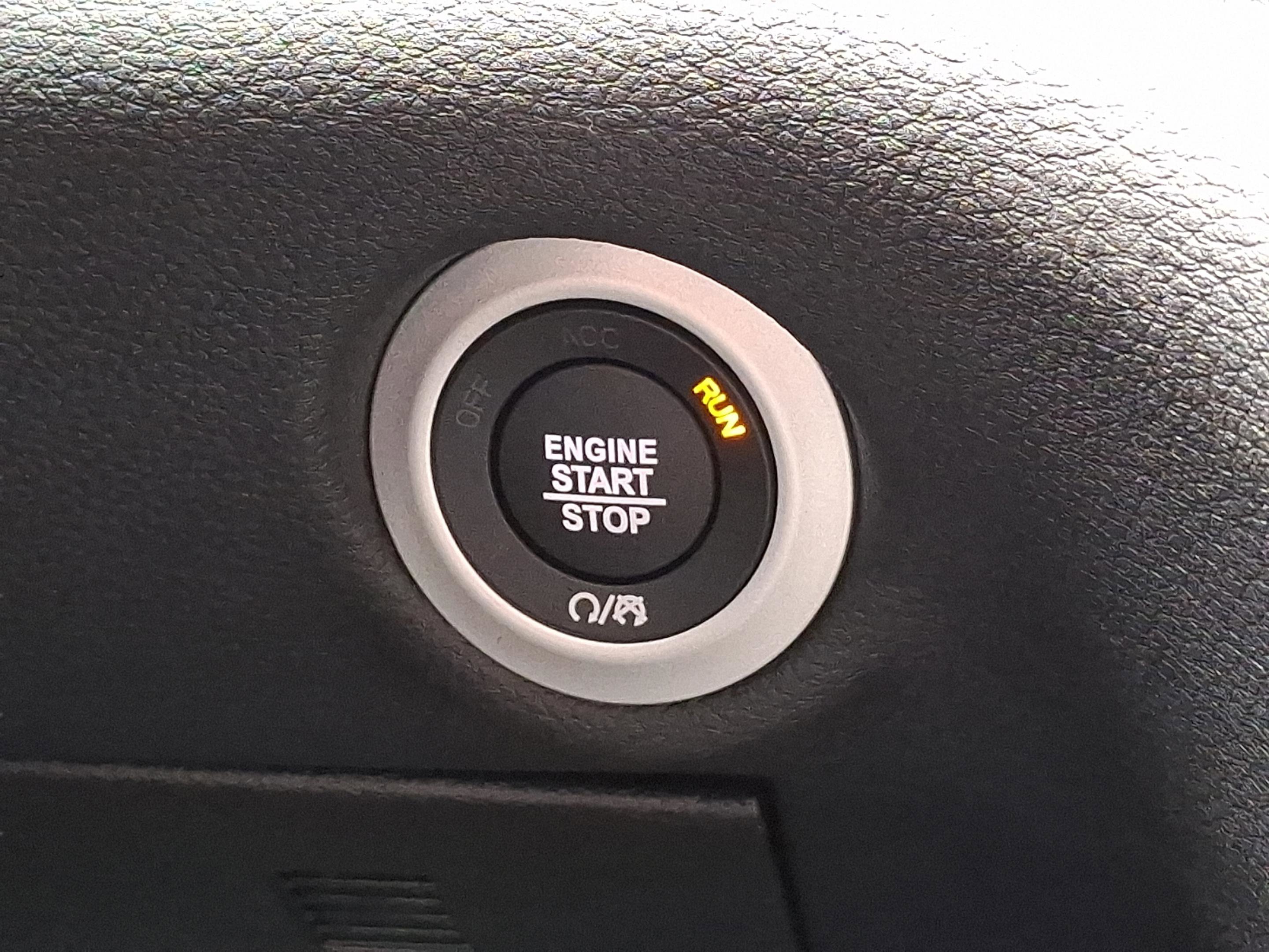 New 2026 Chrysler Pacifica Select image 14