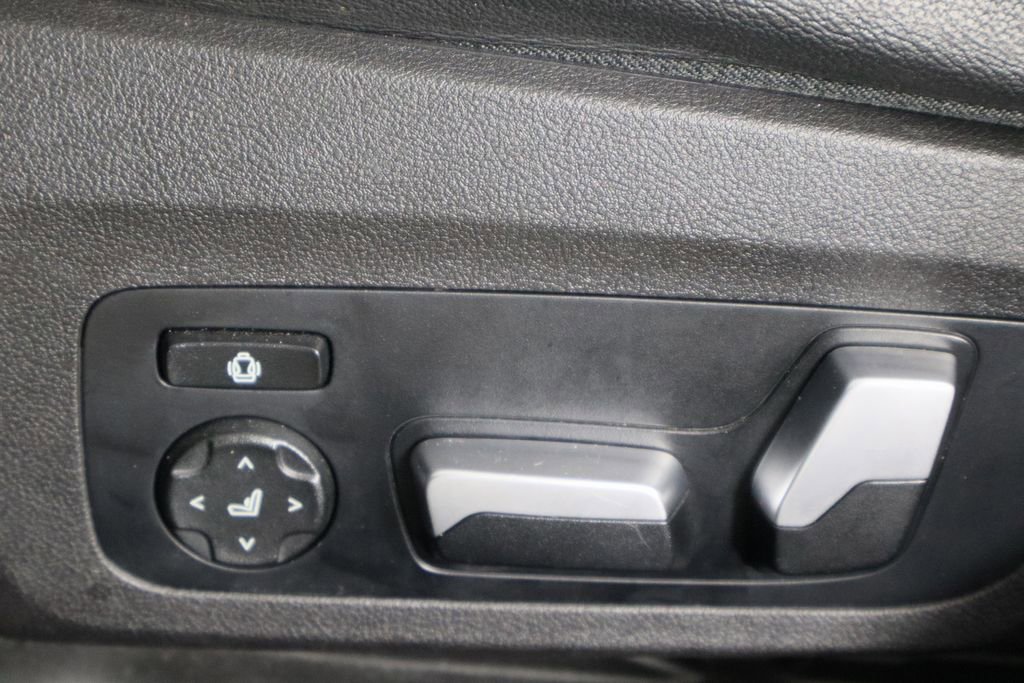 Used 2021 BMW 330i Sedan w/ Convenience Package image 24