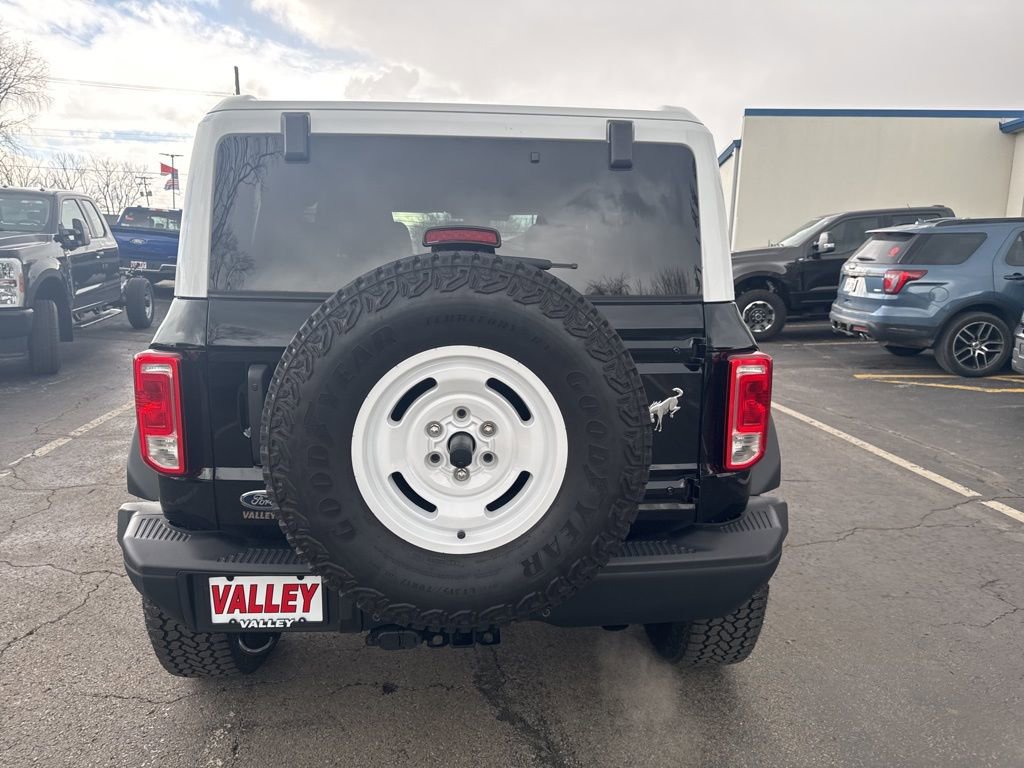 Certified 2025 Ford Bronco Heritage Edition image 12