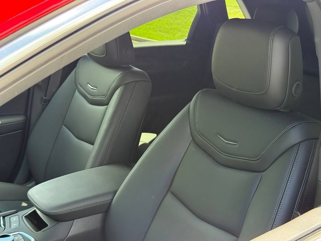 New 2026 Cadillac XT5 Luxury FWD image 14
