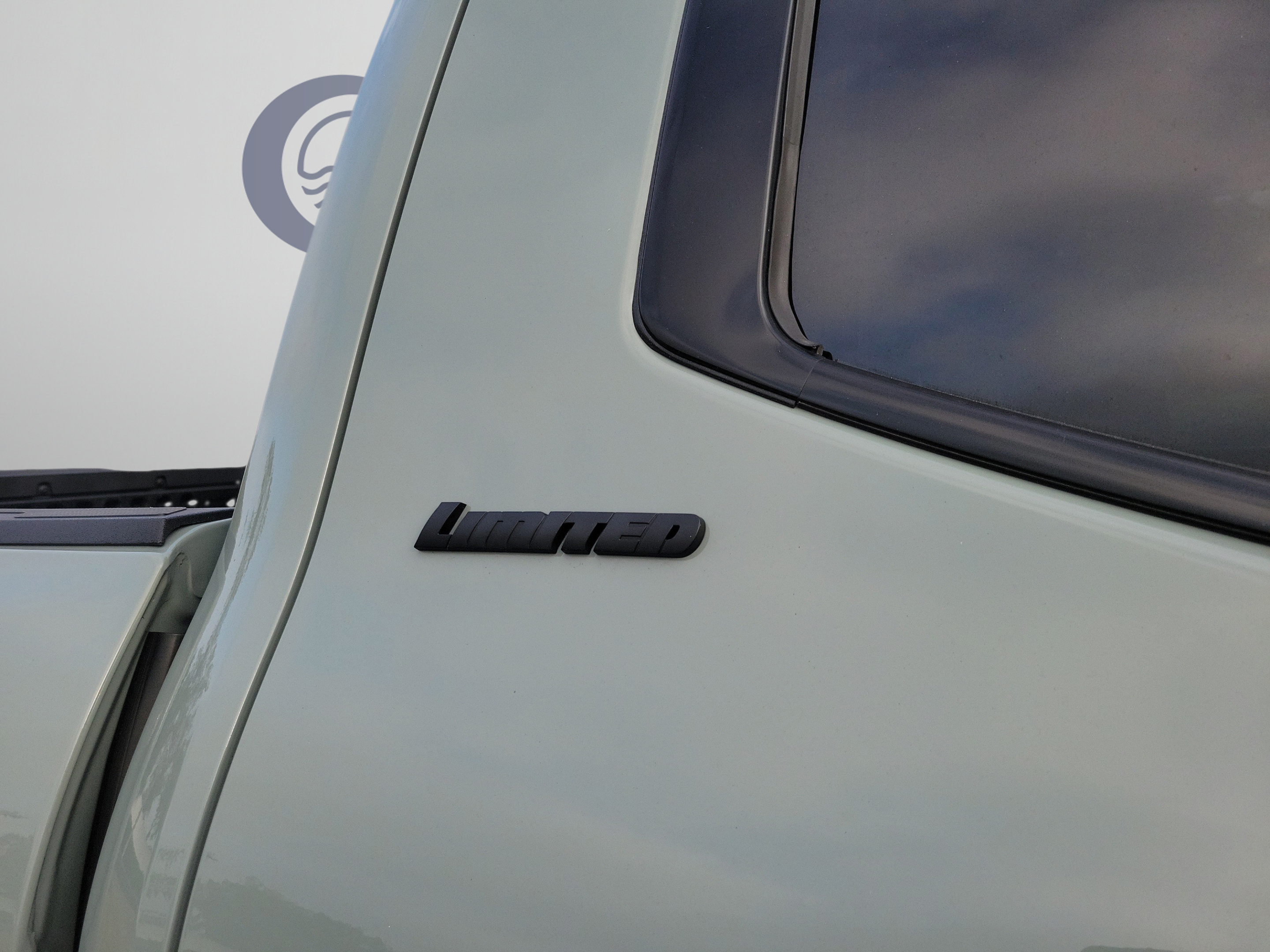 Used 2025 Toyota Tundra Limited w/ TRD Off-Road Package AWD/4WD image 17