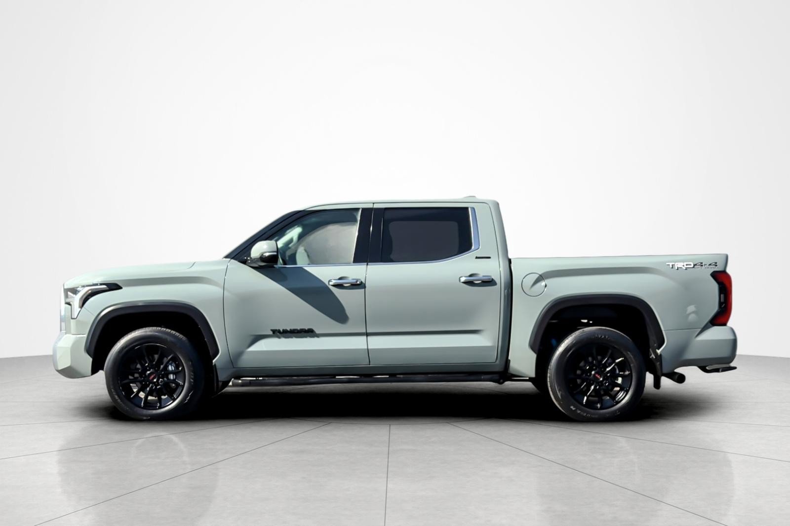 Used 2023 Toyota Tundra Limited w/ TRD Off-Road Package AWD/4WD image 2