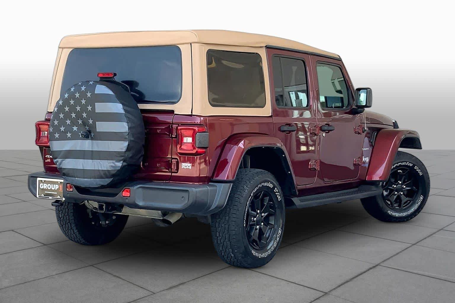 Used 2021 Jeep Wrangler Unlimited Sahara w/ Cold Weather Group AWD/4WD image 13