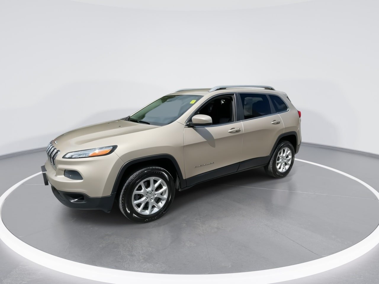 Used 2014 Jeep Cherokee Latitude AWD/4WD image 8