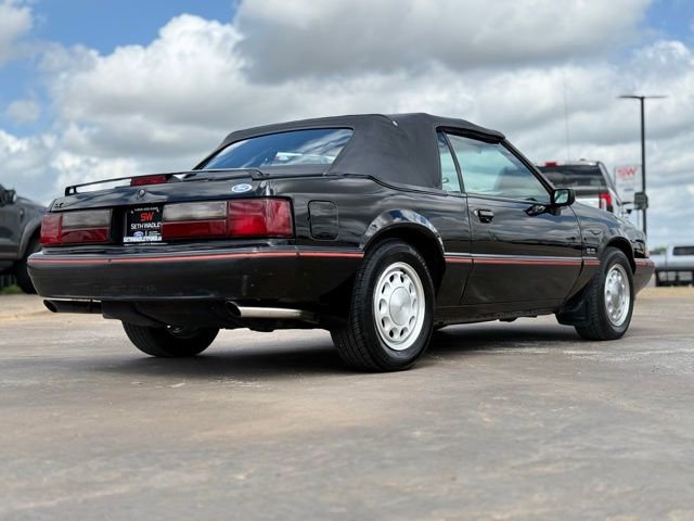 Used 1988 Ford Mustang LX RWD image 10