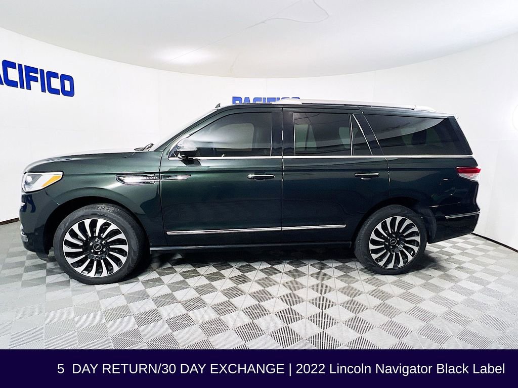 Used 2022 Lincoln Navigator Black Label image 5