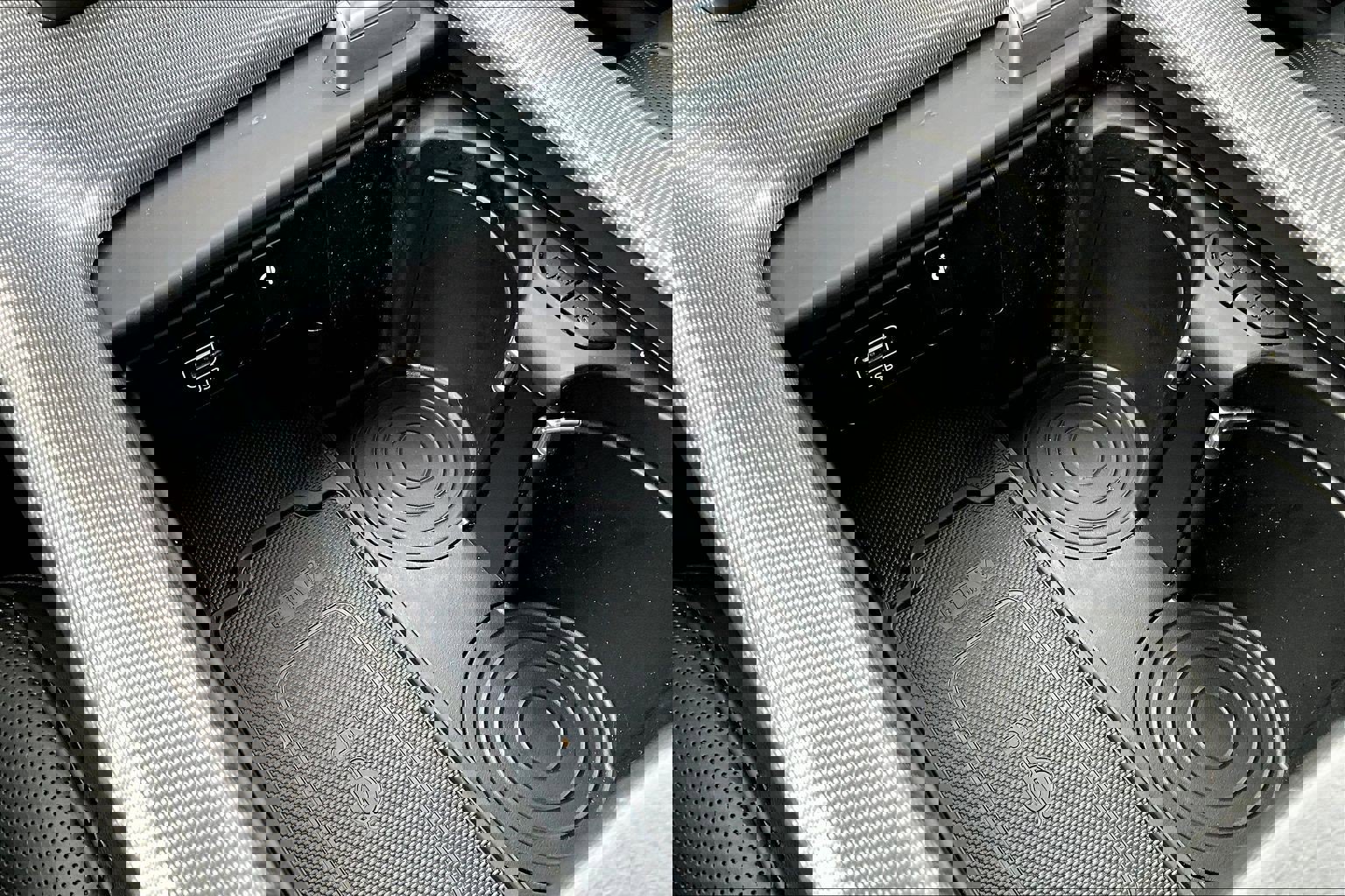 Used 2023 Hyundai Palisade Calligraphy image 16