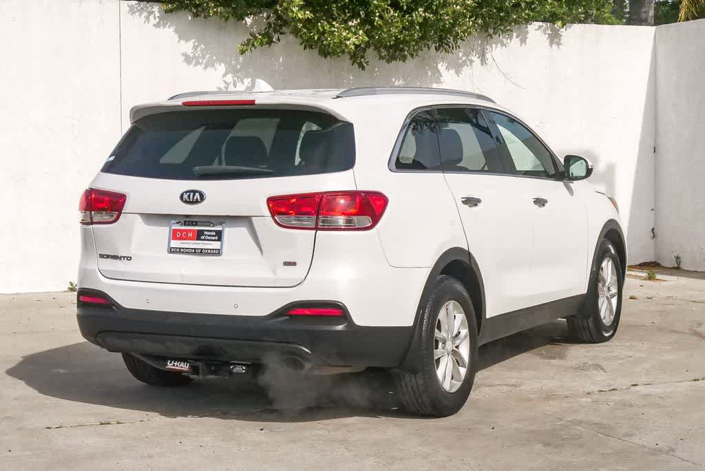 Used 2016 Kia Sorento LX w/ LX Convenience Package image 7