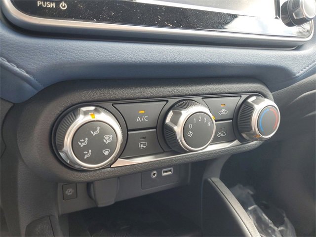 New 2025 Nissan Versa SV w/ Trunk Package image 17