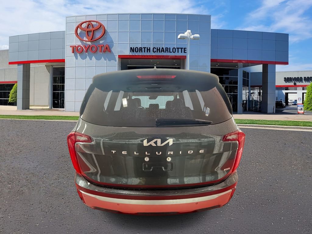 Used 2023 Kia Telluride LX image 8