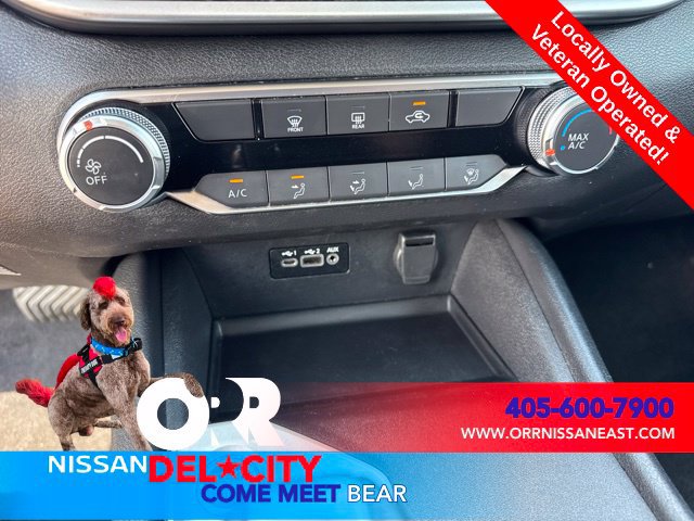 Used 2025 Nissan Altima 2.5 SV FWD image 24