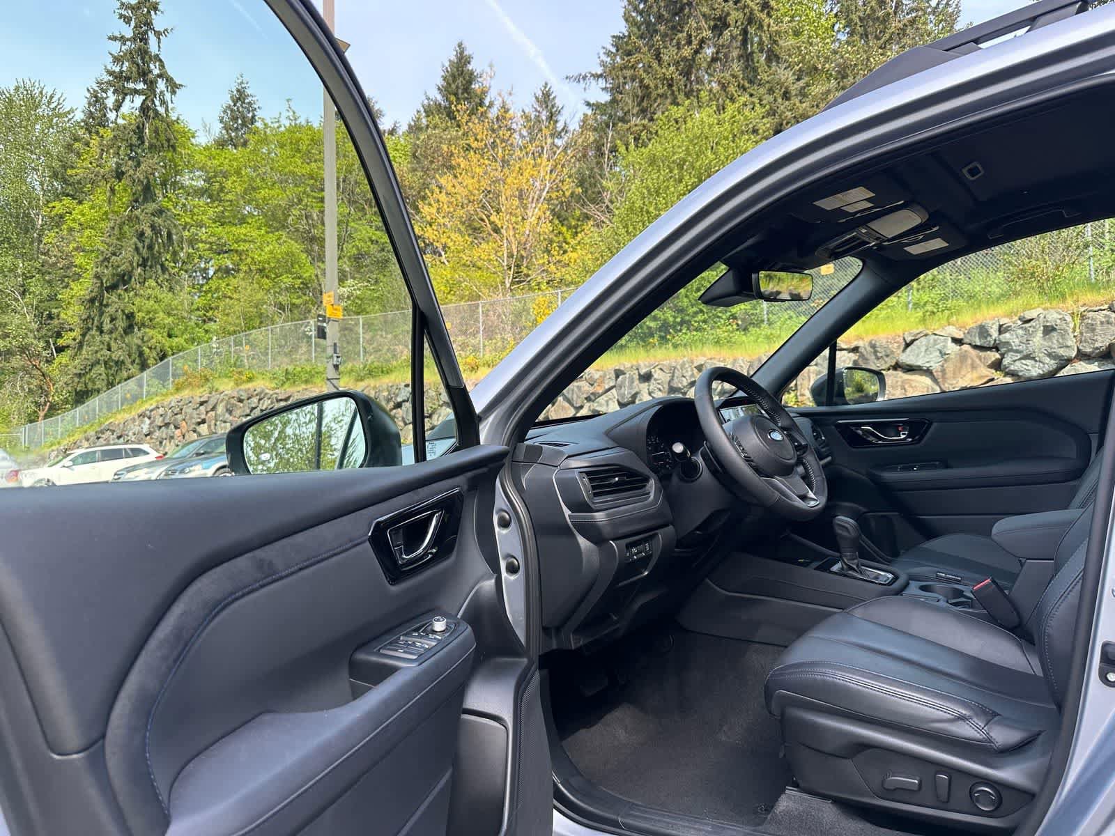 Certified 2025 Subaru Forester Limited AWD/4WD image 18